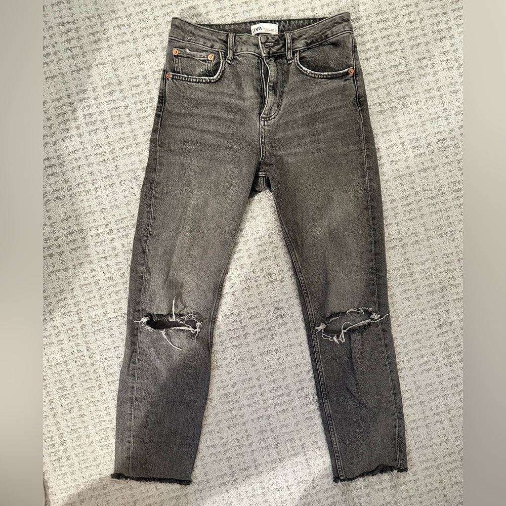 Zara jeans, grey denim, size US 4